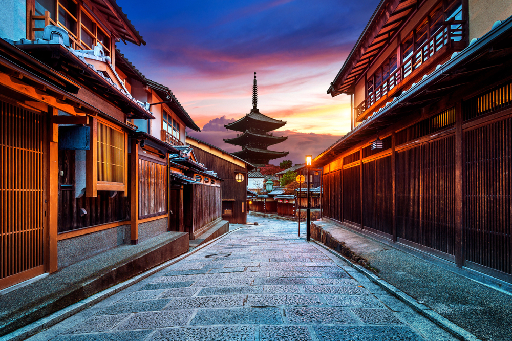 京都の観光スポットランキングTOP10！お土産や名物についても ...